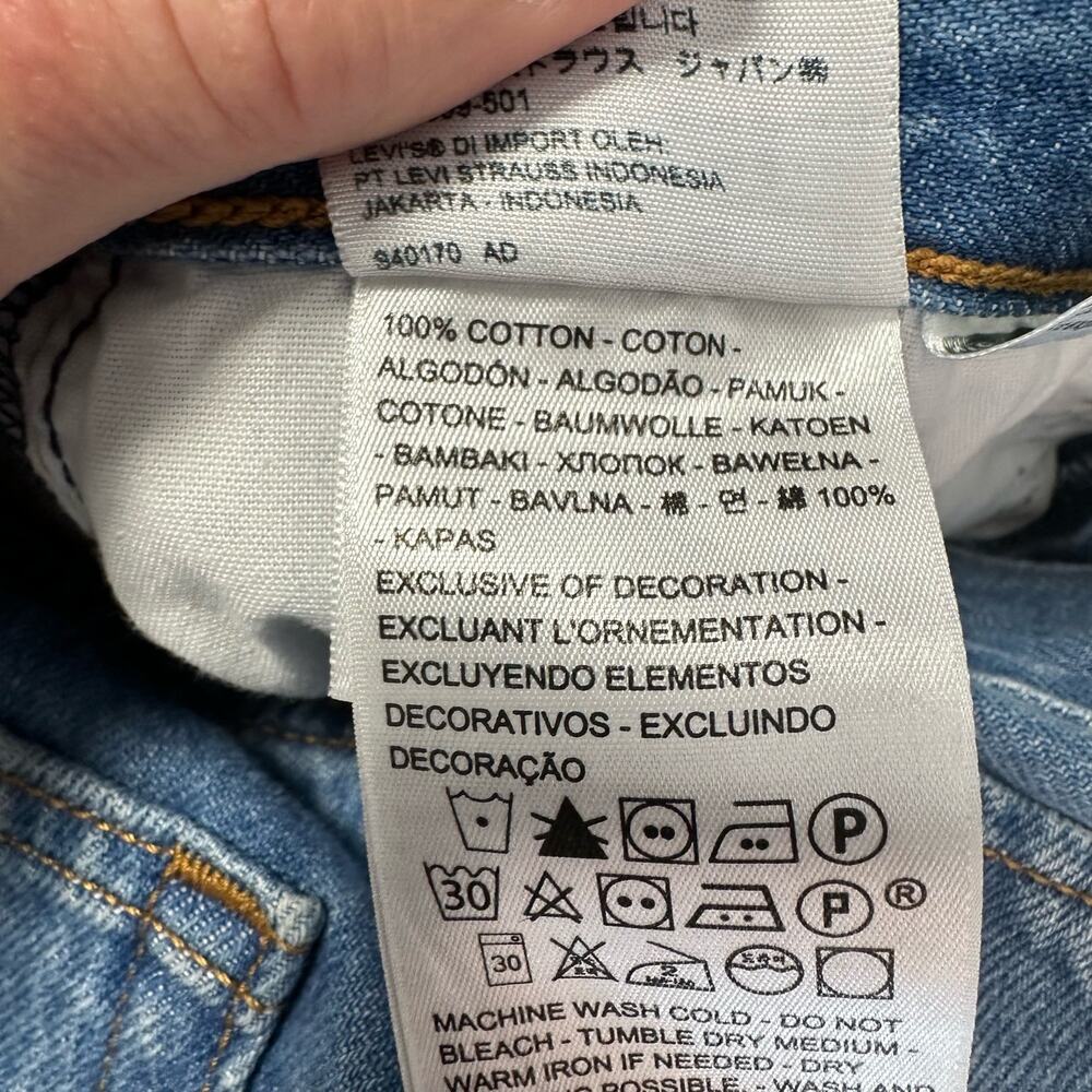 Levi's Premium Wedgie Fit Straight Jeans 27 Distressed - Picture 10 of 15